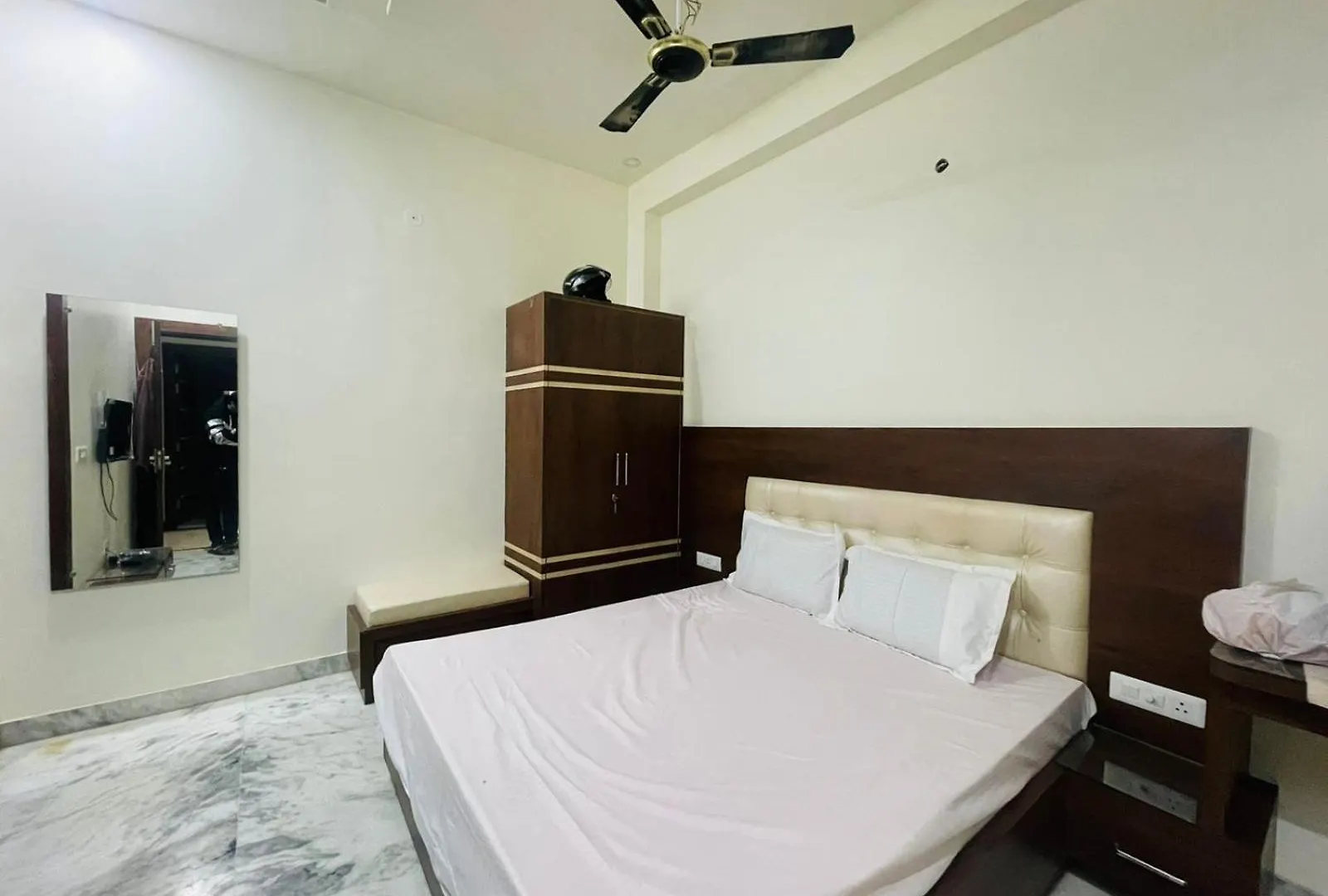 Hotel Divine Agra